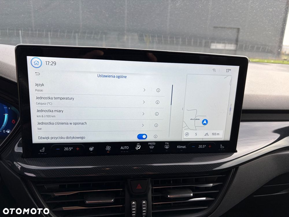 Ford Focus 1.0 EcoBoost Hybrid ST-LINE - 33