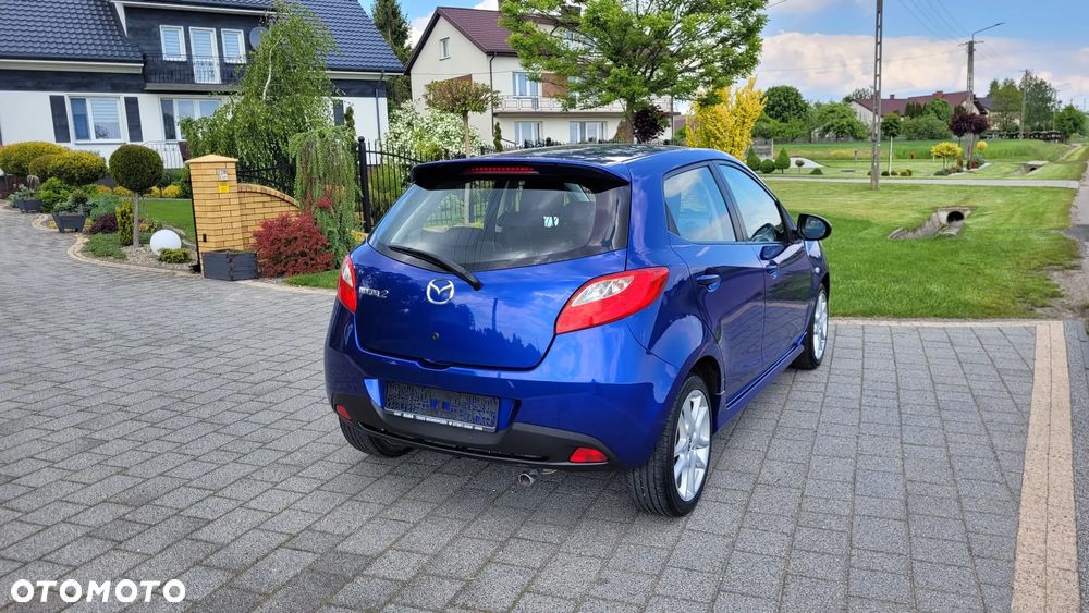 Mazda 2 - 9