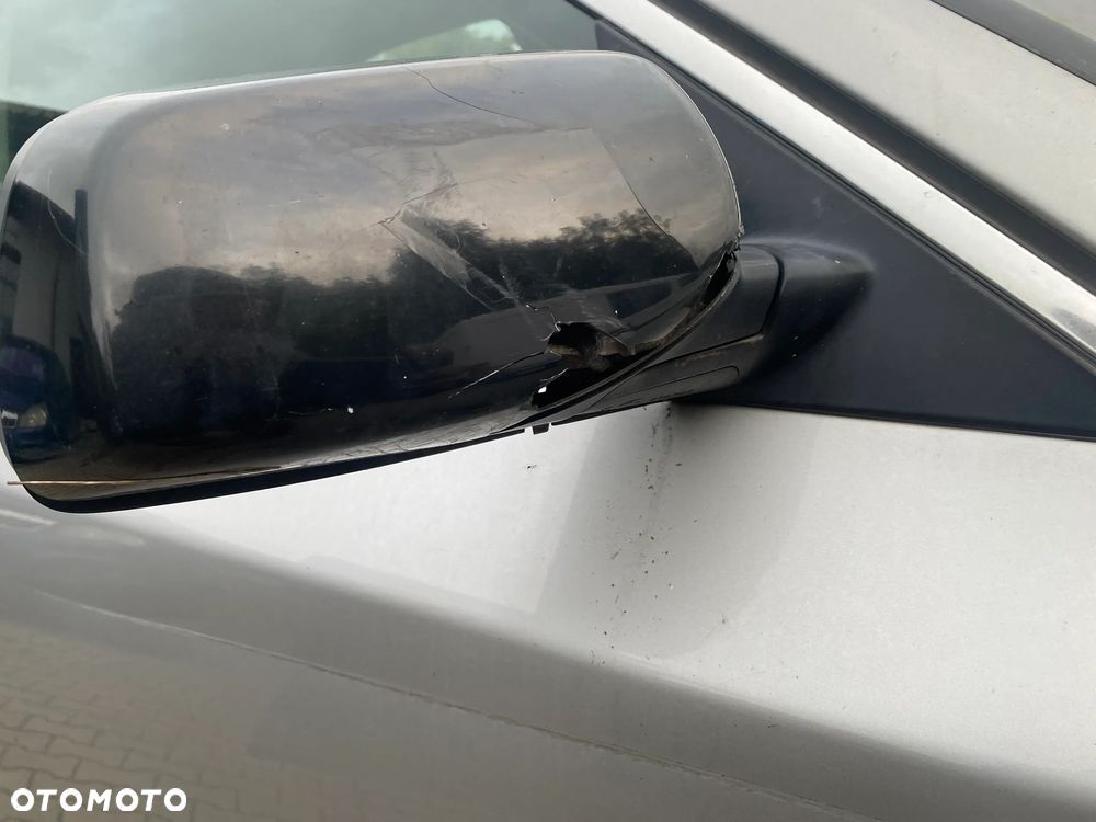 BMW Seria 5 525d - 20