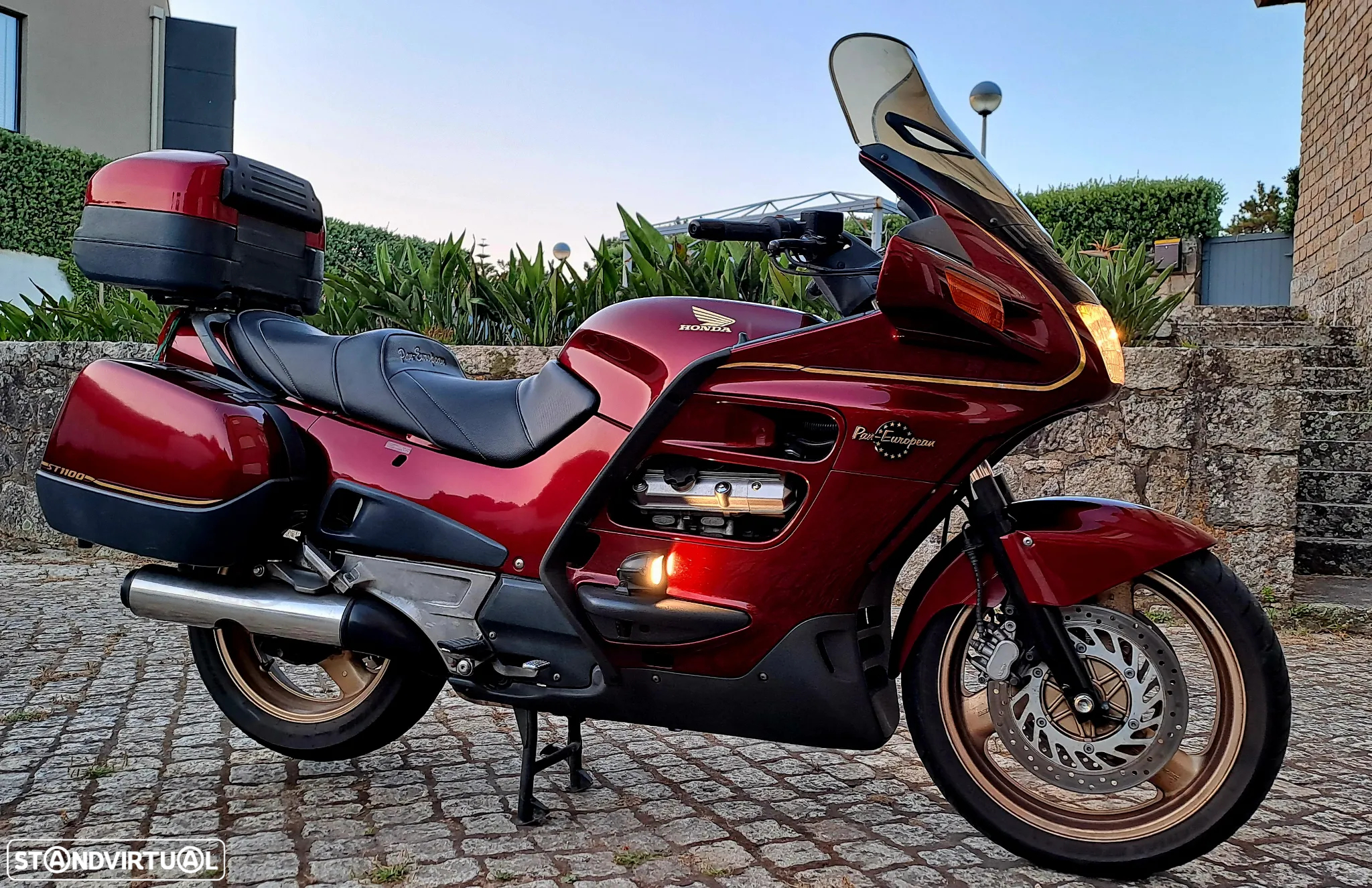 Honda Pan European ST 1100 - 2