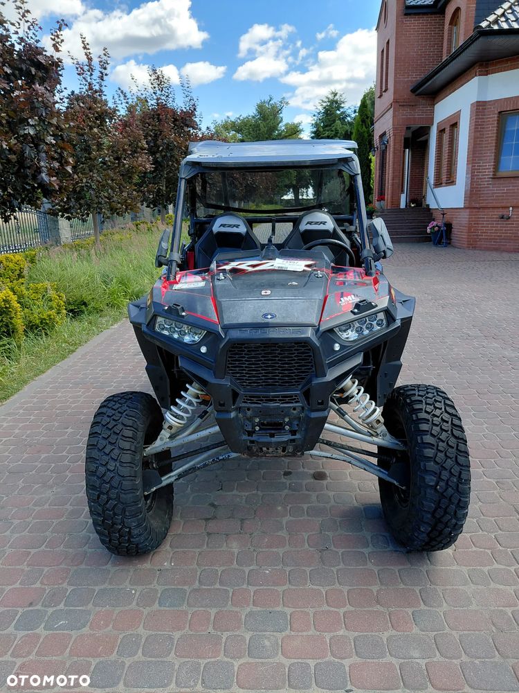 Polaris RZR - 8