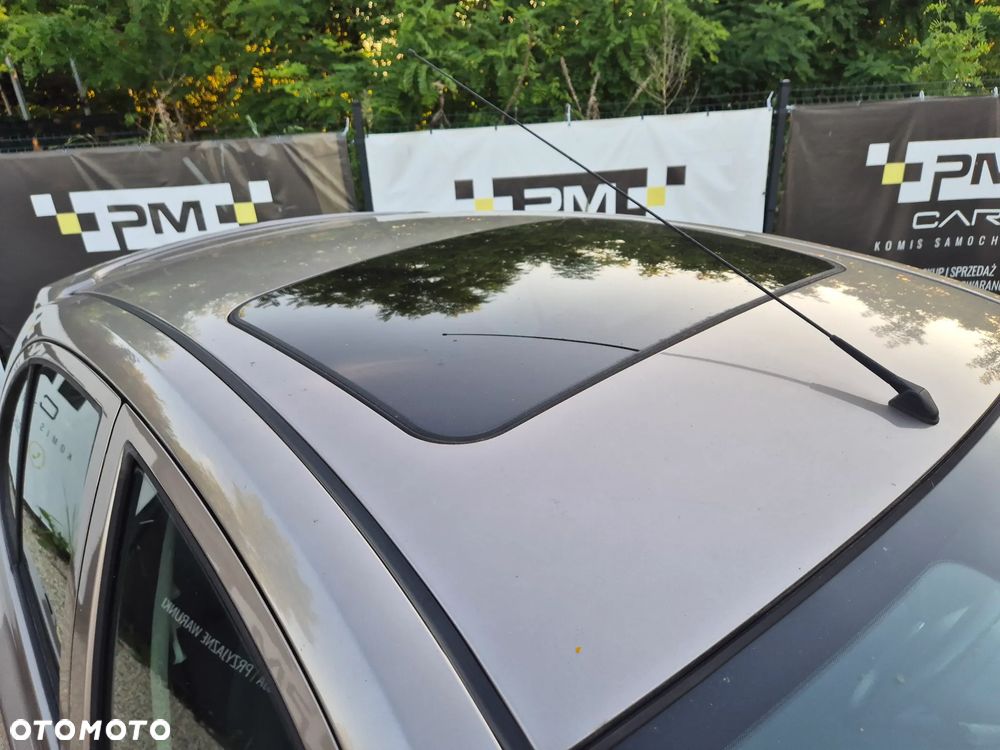 Nissan Micra - 2