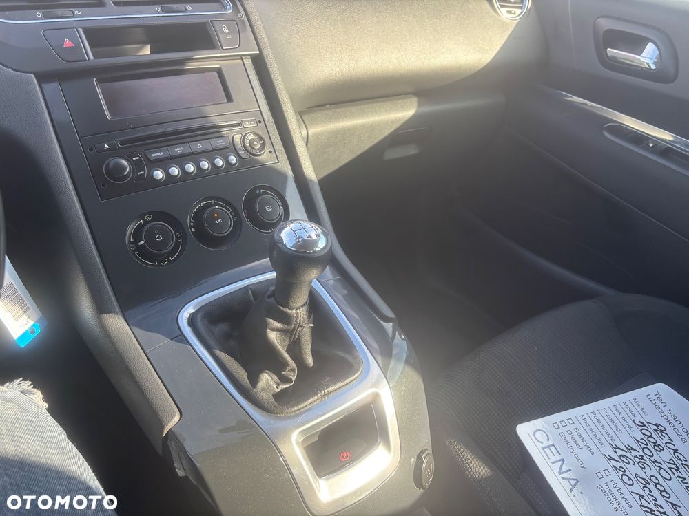 Peugeot 5008 120 VTi Tendance - 24