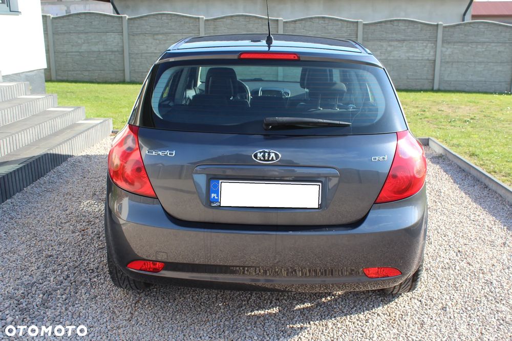 Kia Ceed 2007 photo 4
