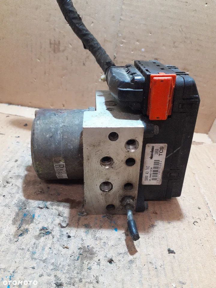 # POMPA ABS MAZDA PREMACY nr CB80437AZ - 1