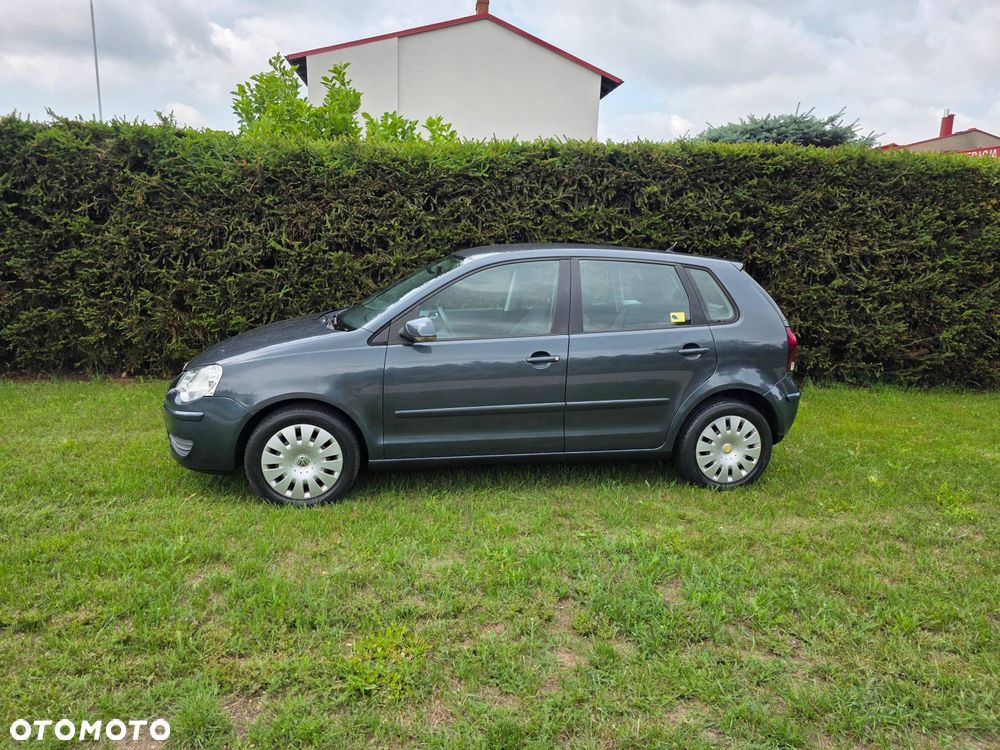 Volkswagen Polo - 4
