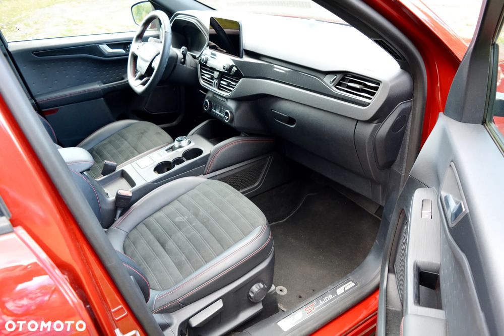 Ford Kuga 2.5 Duratec PHEV ST-LINE - 18