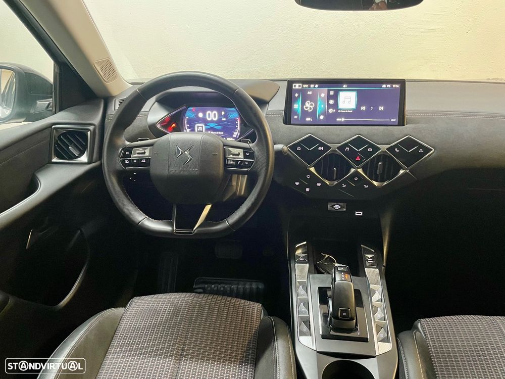 DS DS3 1.2 PureTech Performance Line + EAT8 - 15