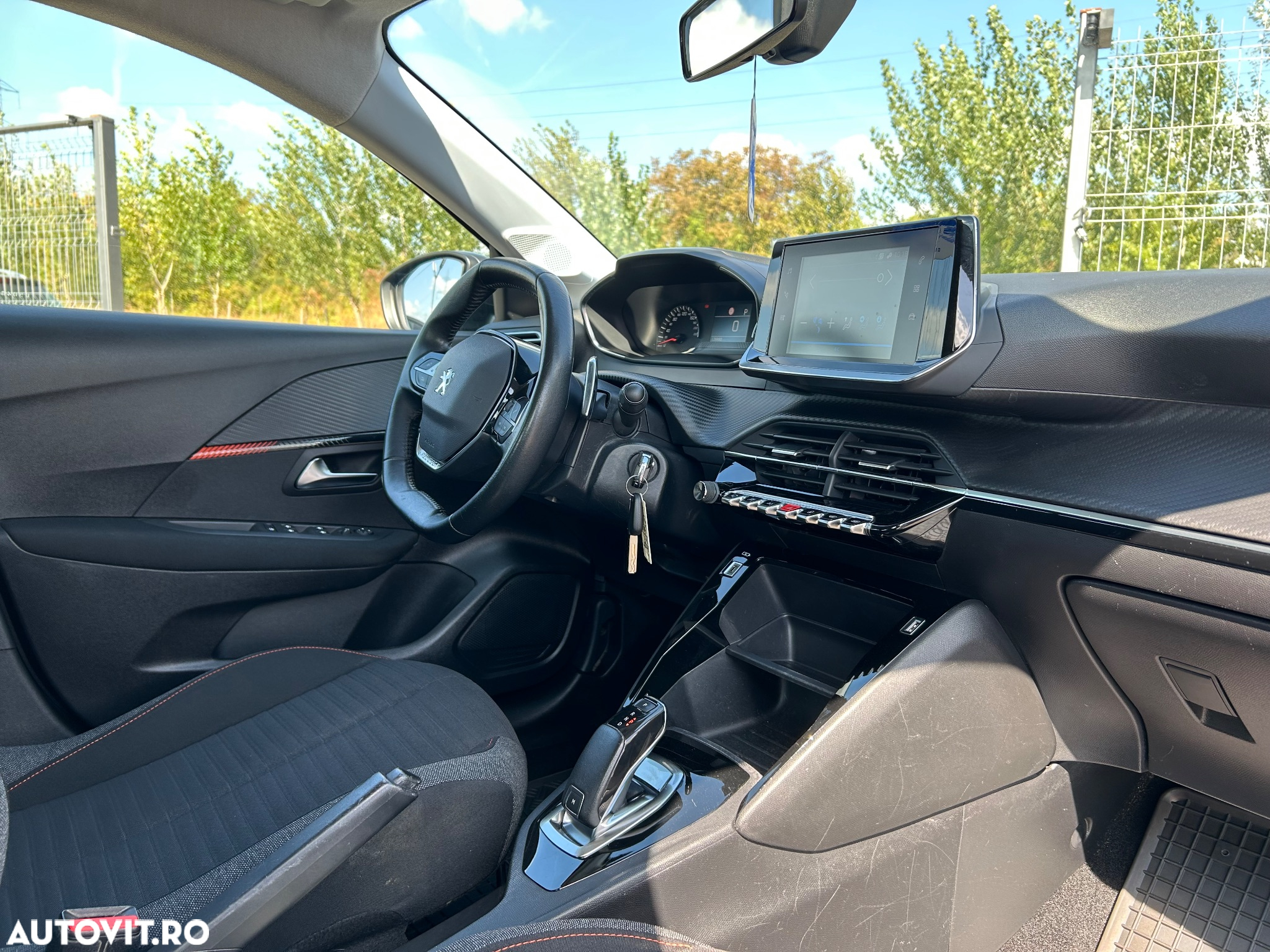 Peugeot 208 1.2 L PureTech STT EAT8 Active Pack - 9