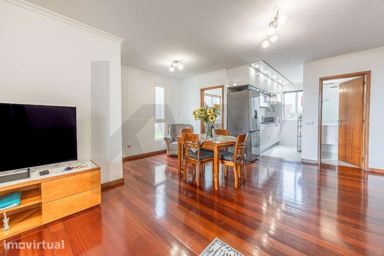 Apartamento T1+Escritorio com 88 m2 rés-do-chão | Livramento Caniço - Grande imagem: 5/27