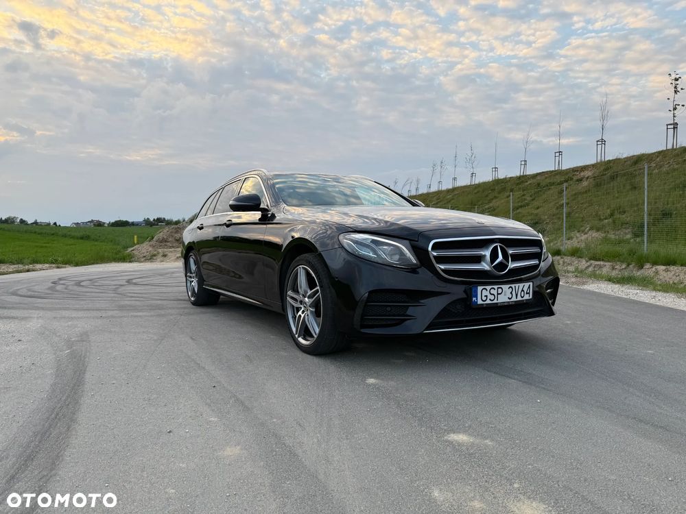 Mercedes-Benz Klasa E 220 d 9G-TRONIC - 3
