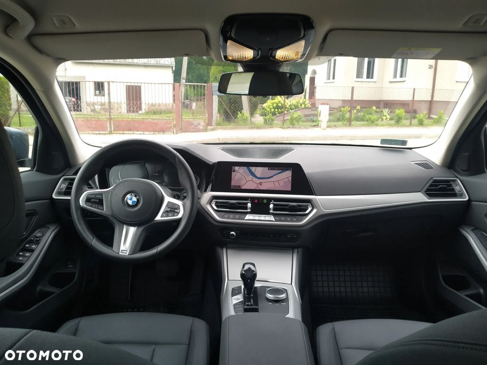 BMW Seria 3 320d Advantage - 11