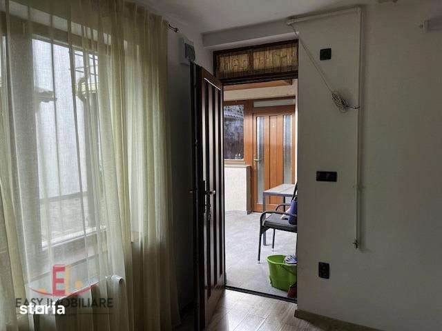 Apartament 1 camera la etaj 1,la 9 minute de UMFST — fotografia 3