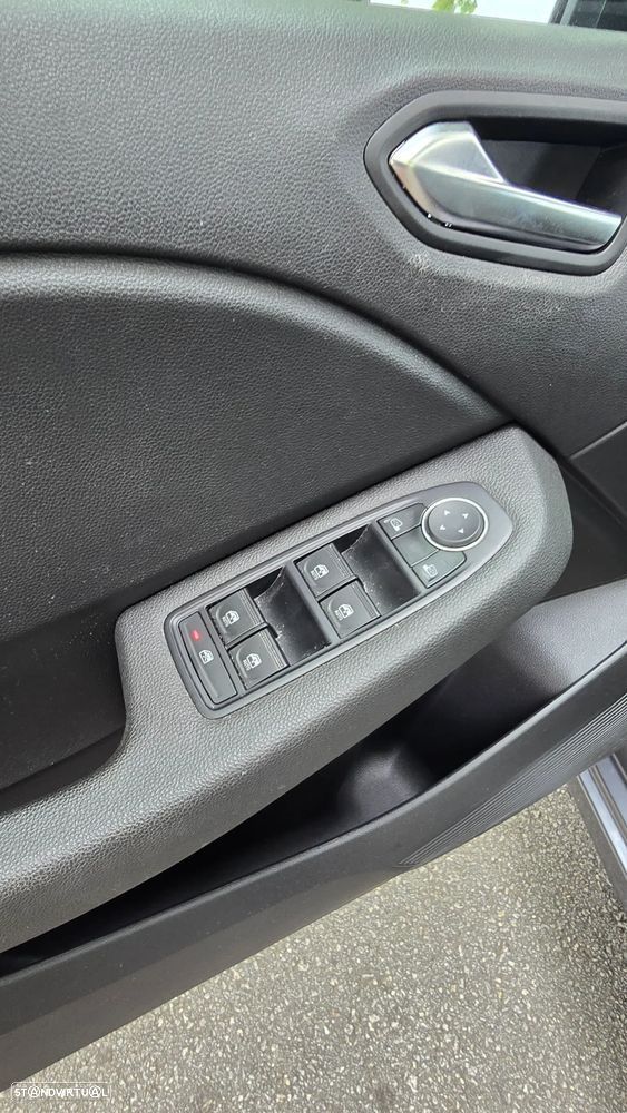 Renault Clio 1.0 TCe Evolution Bi-Fuel - 6