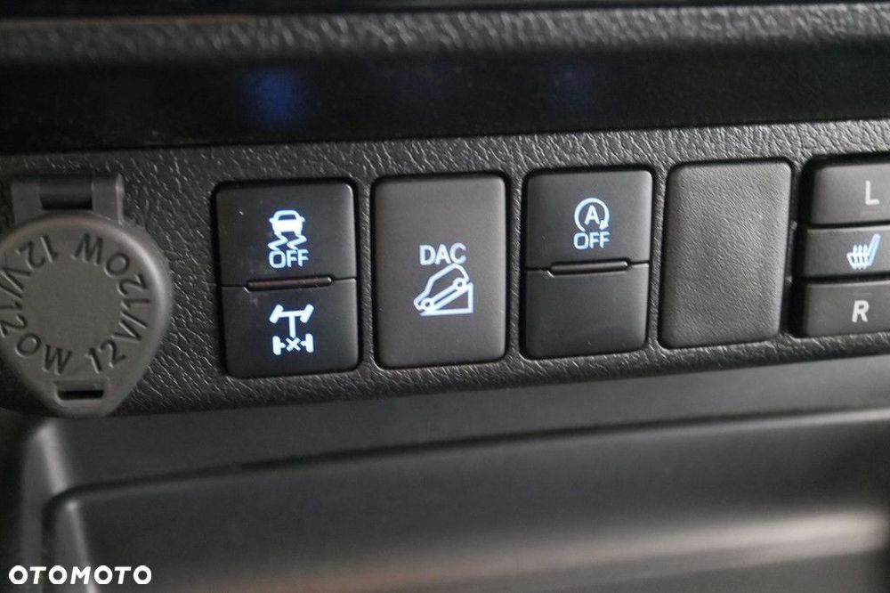 Toyota Hilux 2.4 D-4D Double Cab Active 4x4 - 25