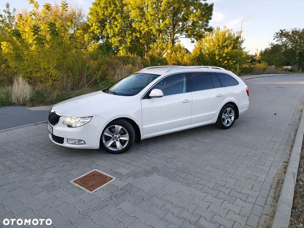 Skoda Superb 2.0 TDI DSG Ambition - 3