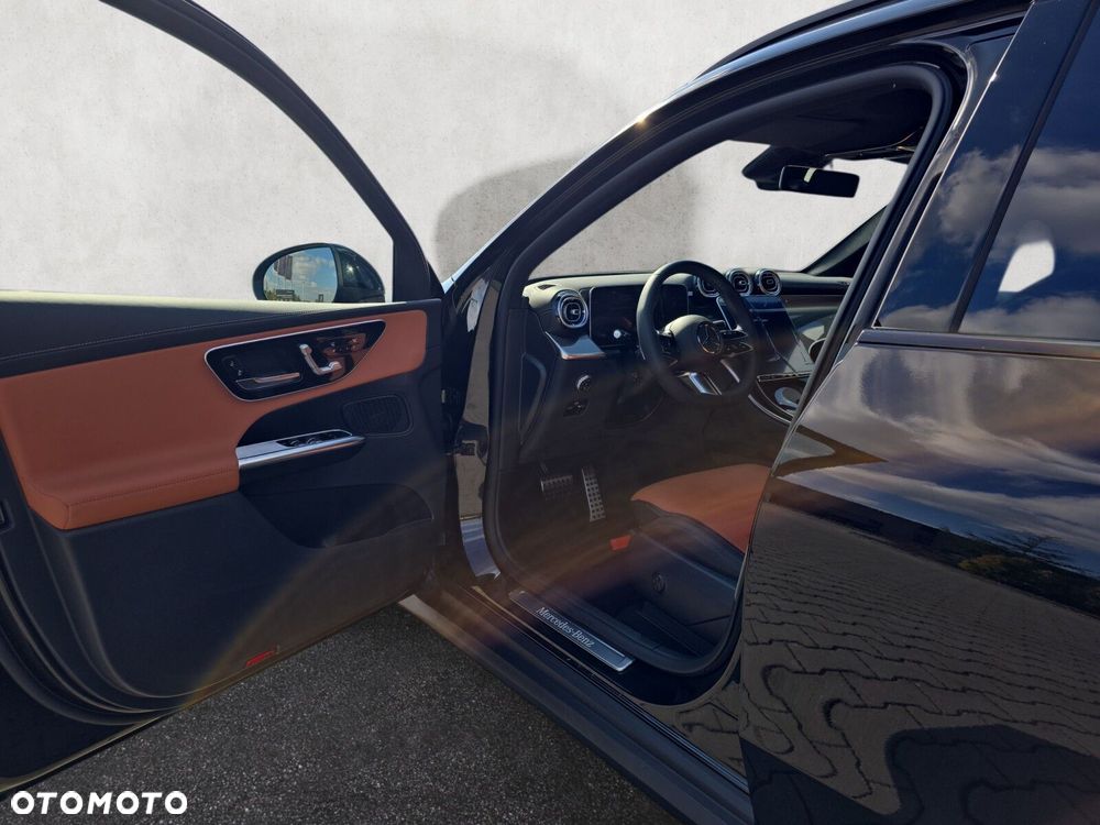 Mercedes-Benz GLC - 10
