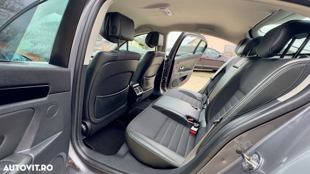 Renault Laguna dCi 150 FAP Bose - 7