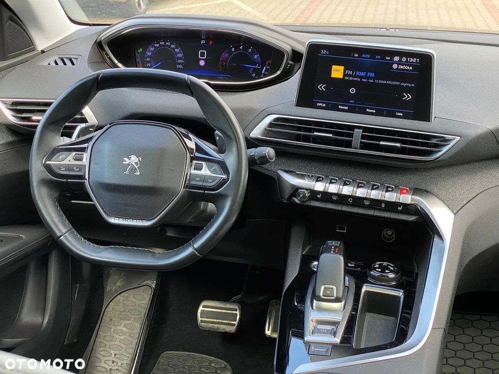 Peugeot 3008 1.2 PureTech Allure Pack S&S EAT8 - 13