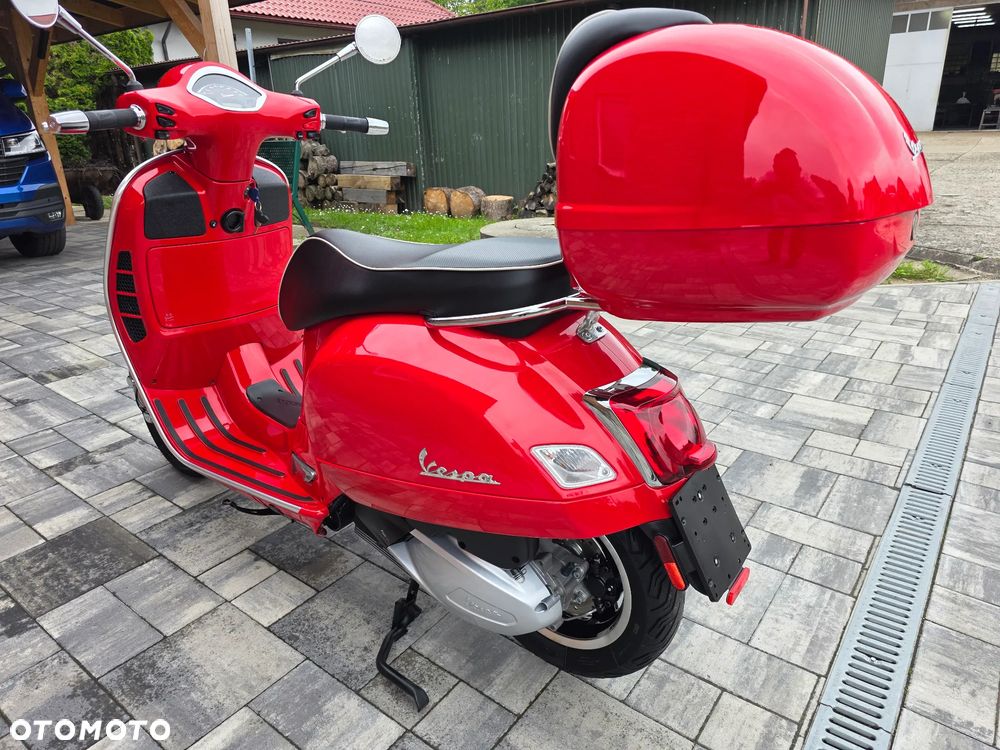 Piaggio Vespa - 4