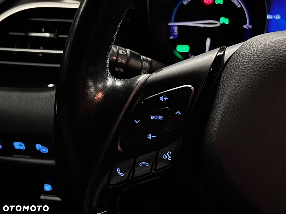 Toyota C-HR Lounge - 15