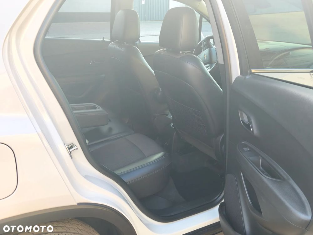 Chevrolet Trax 1.4T AWD LT - 16