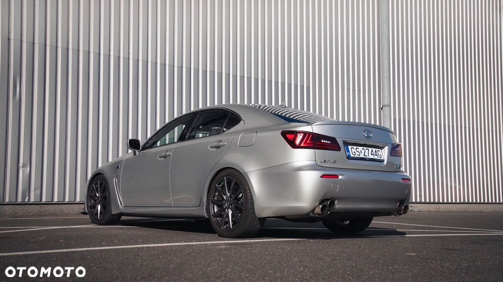 Lexus IS F Sport - 2