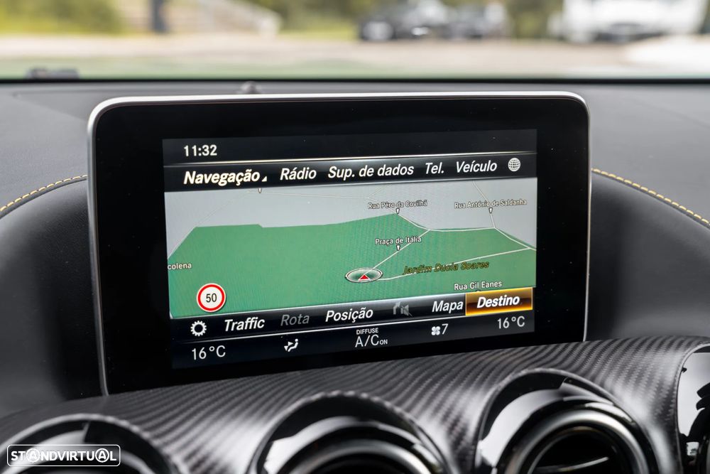 Mercedes-Benz AMG GT R - 22