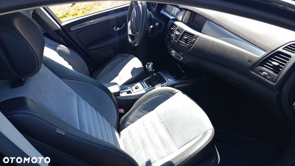 36282 Renault laguna III model od 07-13 silnik 2.0 dCi M9R816 178 km skrzynia PK4012 lakier NV676 - 11