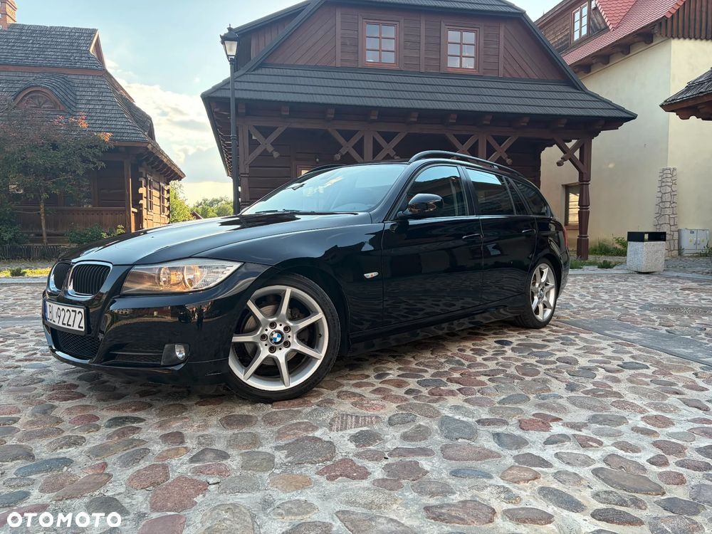 BMW Seria 3 318i - 4