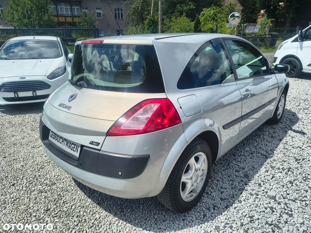 Renault Megane 1.6 Authentique - 6