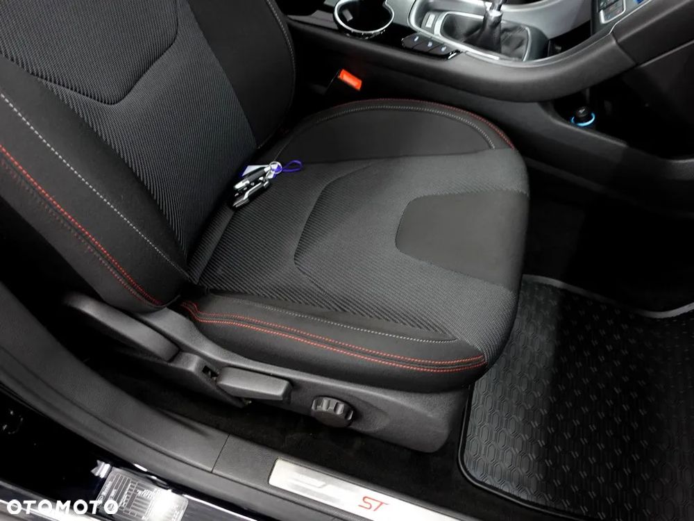 Ford Mondeo 2.0 TDCi ST-Line - 12