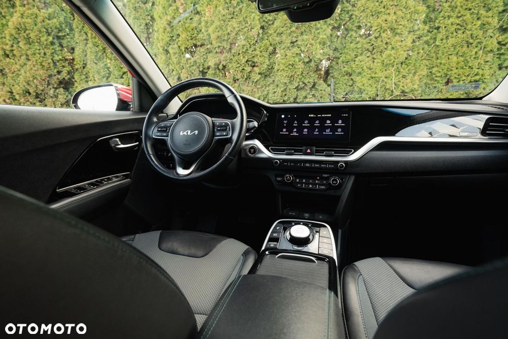 Kia Niro 64kWh L - 17