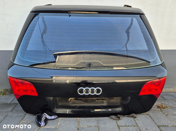 KLAPA TYLNA Z SZYBĄ AUDI A4 B7 AVANT KOMBI LZ9Y