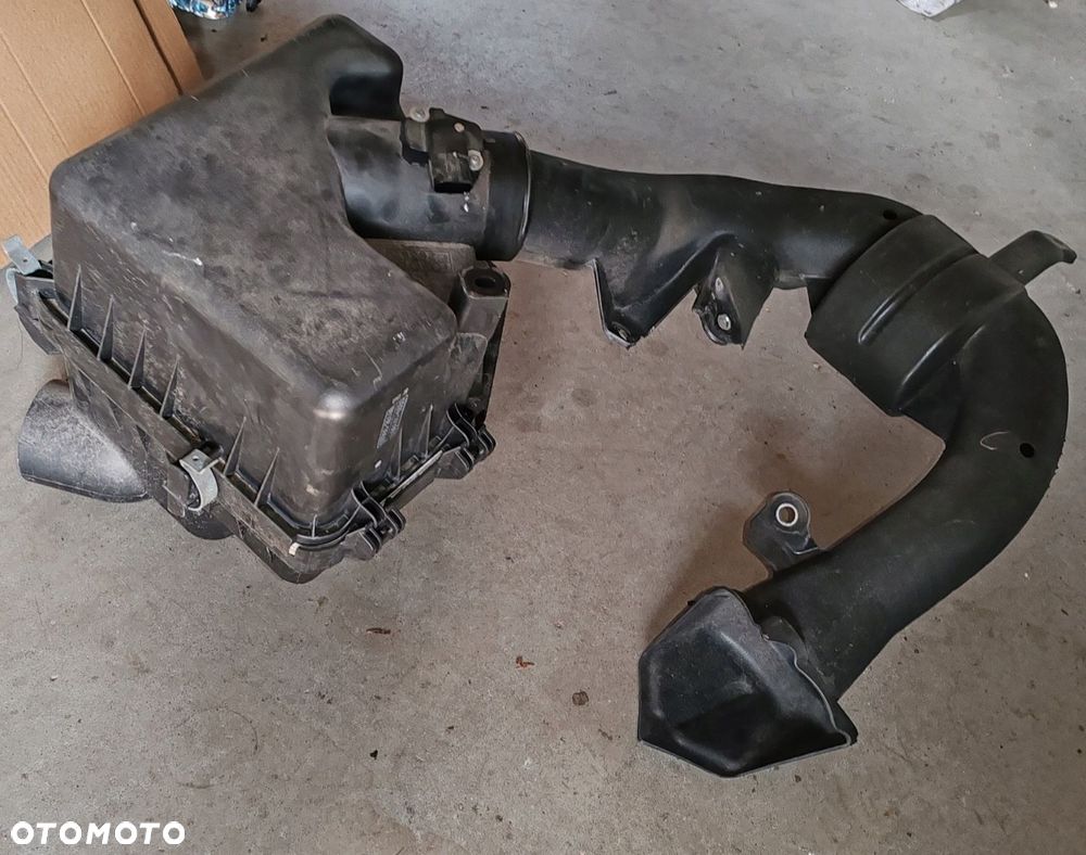 Obudowa filtra powietrza 2.2 2.0 d4d 17701-26320 Toyota RAV-4 IV 12-18 - 4