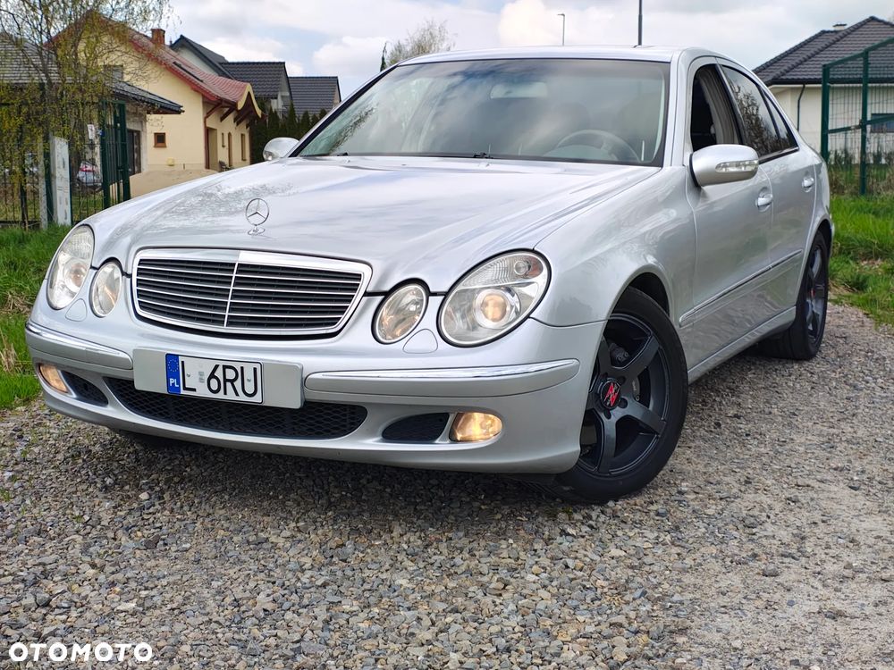 Mercedes-Benz Klasa E - 9