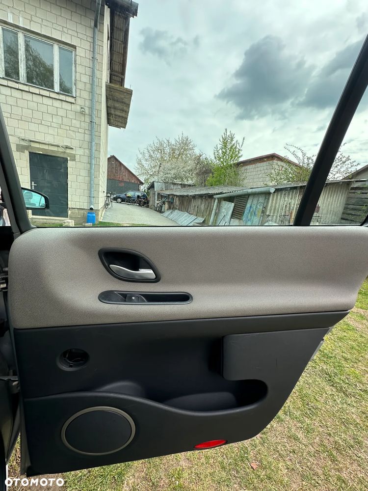 Renault Espace 2.2 dCi Expression - 14