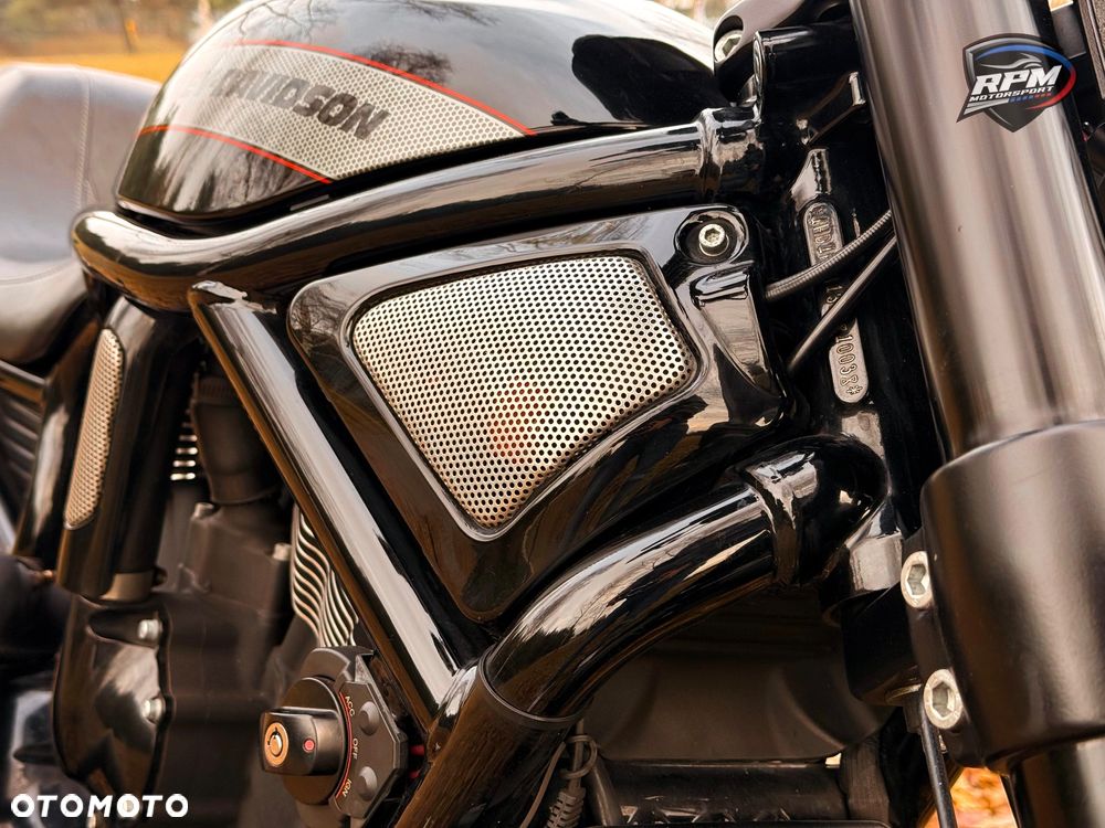 Harley-Davidson V-Rod Night Rod - 24