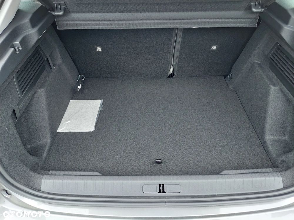 Citroën C4 1.2 mHEV Plus eDCT6 - 33