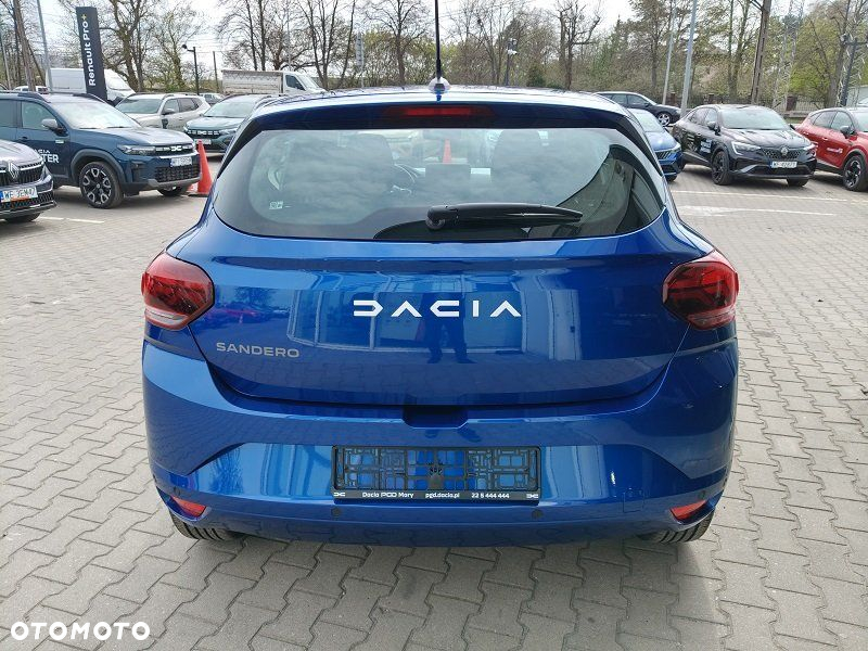 Dacia Sandero - 8
