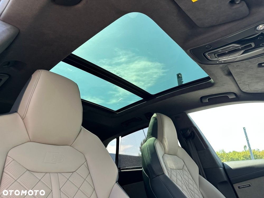 Audi SQ8 - 30