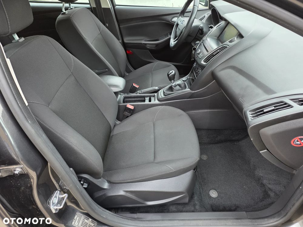 Ford Focus 1.0 EcoBoost Trend - 14