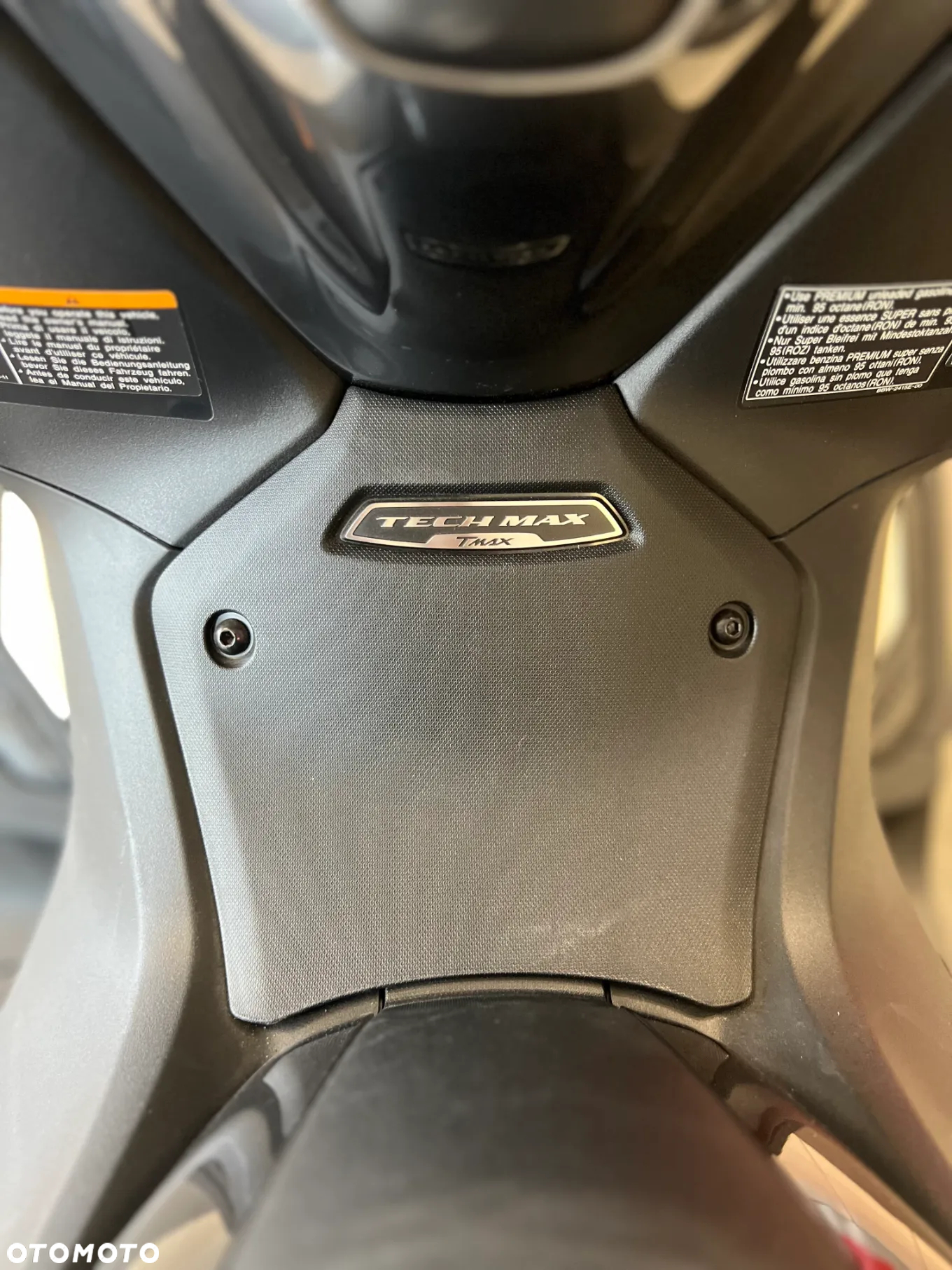 Yamaha Tmax - 25