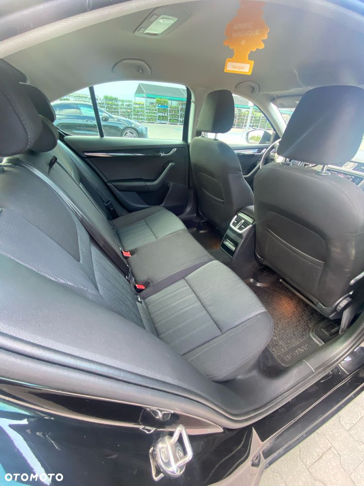 Skoda Octavia 1.5 TSI GPF ACT Style DSG - 11