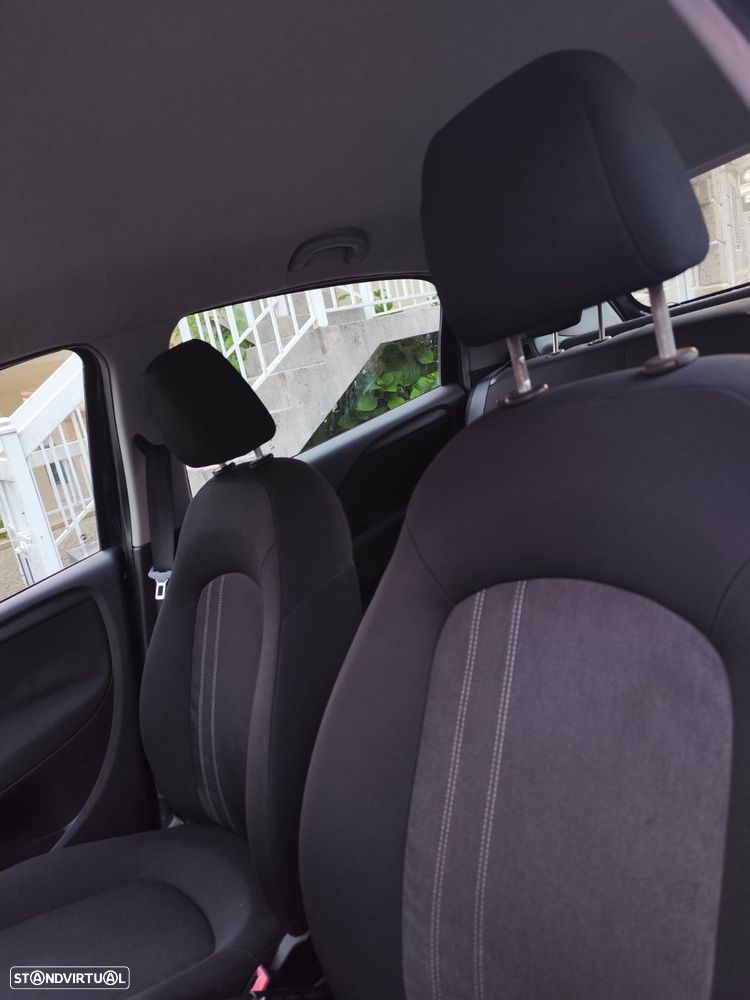 Fiat Punto 1.3 M-Jet Easy S&S - 10