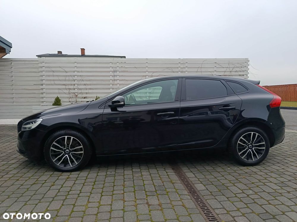 Volvo V40 D3 Drive-E Momentum - 1