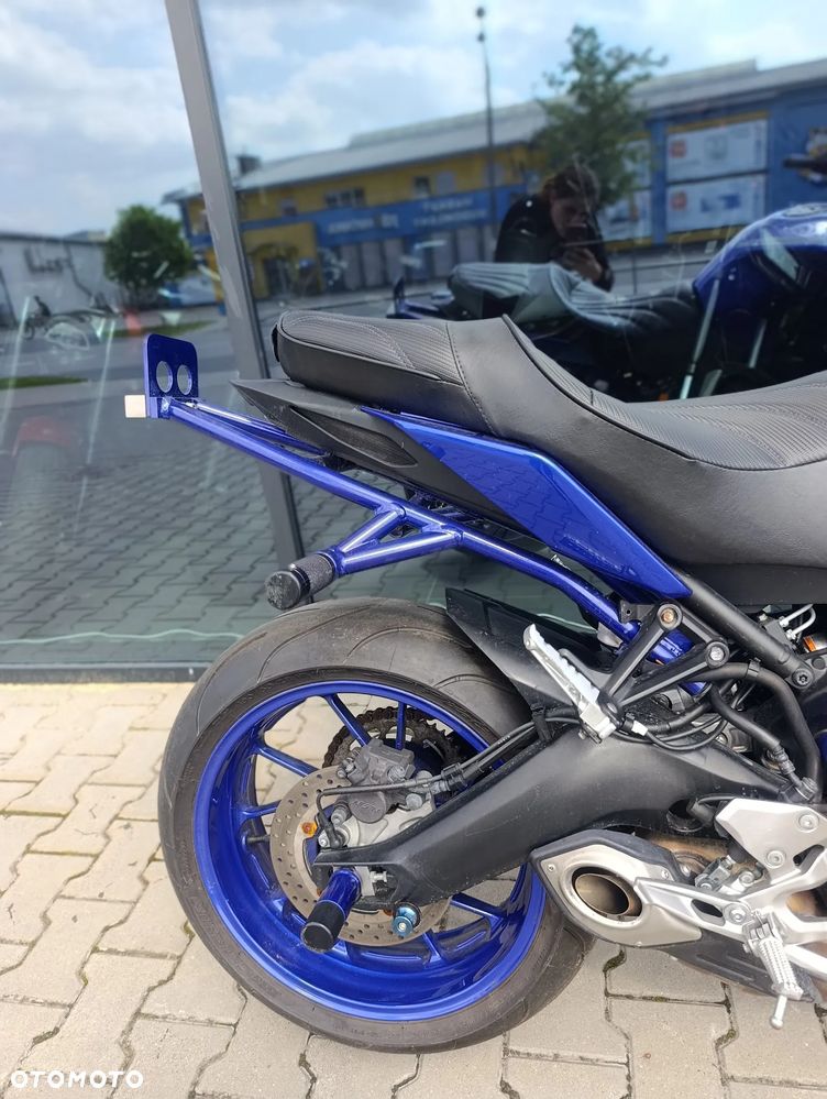 Yamaha MT - 17