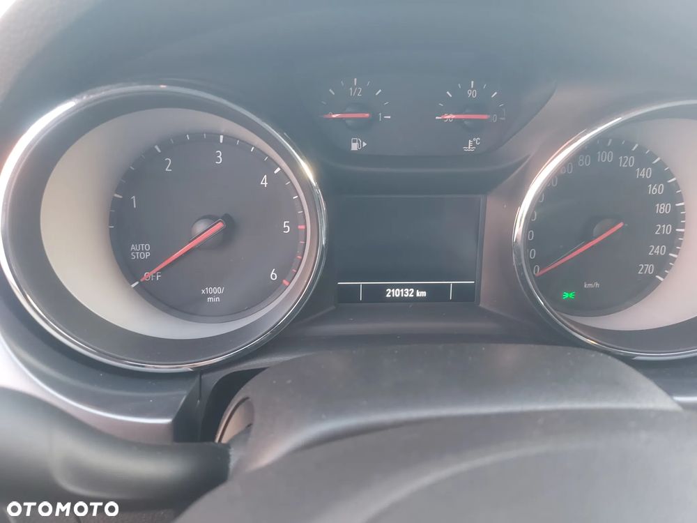 Opel Astra 1.6 D (CDTI) Start/Stop Innovation - 8