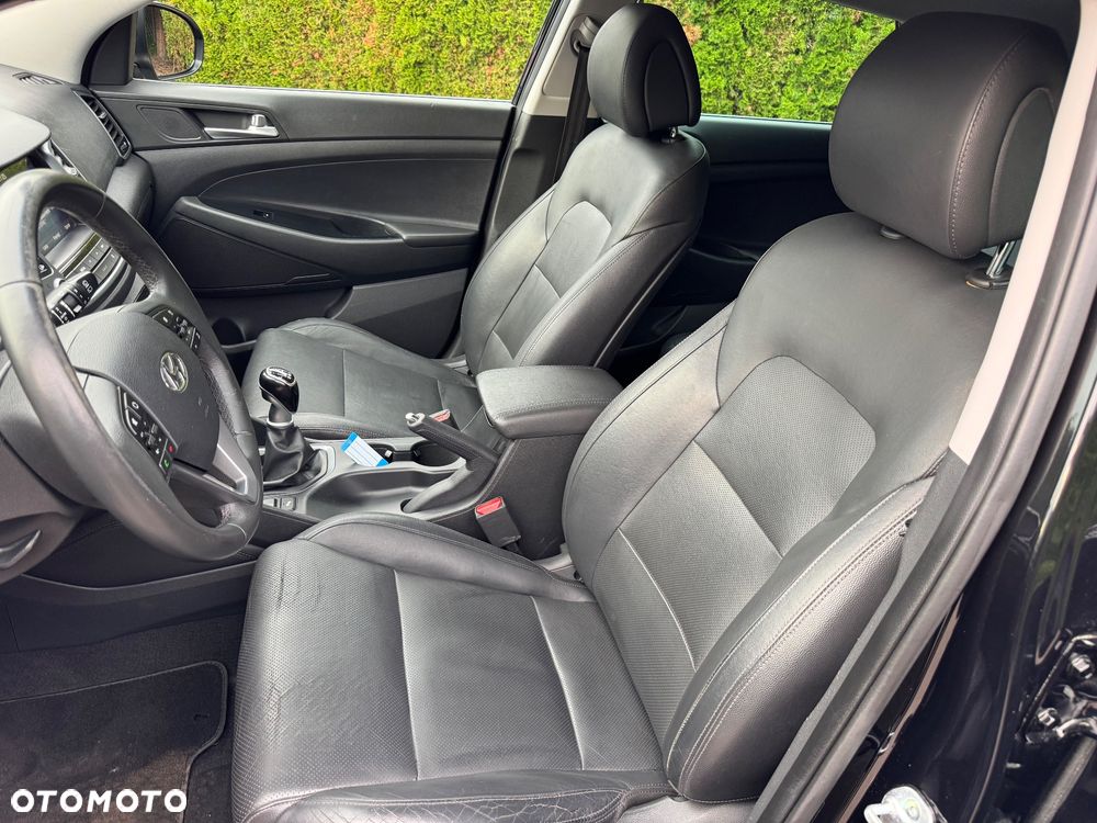 Hyundai Tucson blue 1.7 CRDi 2WD Intro Edition - 15
