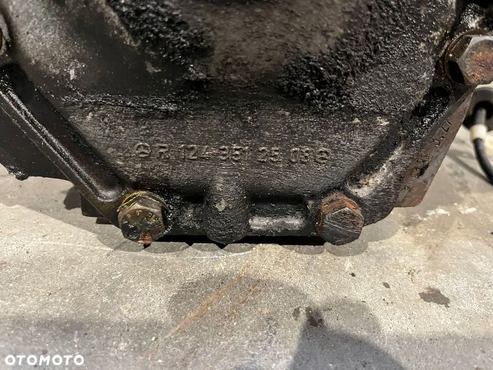 DYFER MOST DYFERENCJAŁ MERCEDES W124 M111 200E E220 E200 220E 230E 3.27 ABS - 7